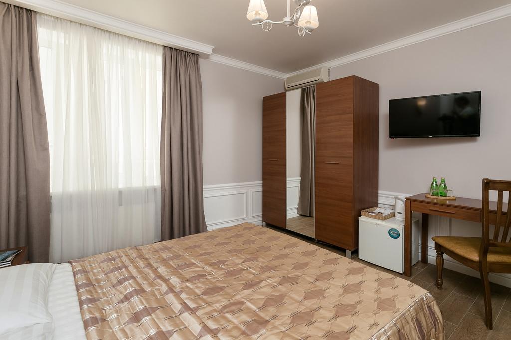 Residence Odesskij Dvorik Odessa Esterno foto